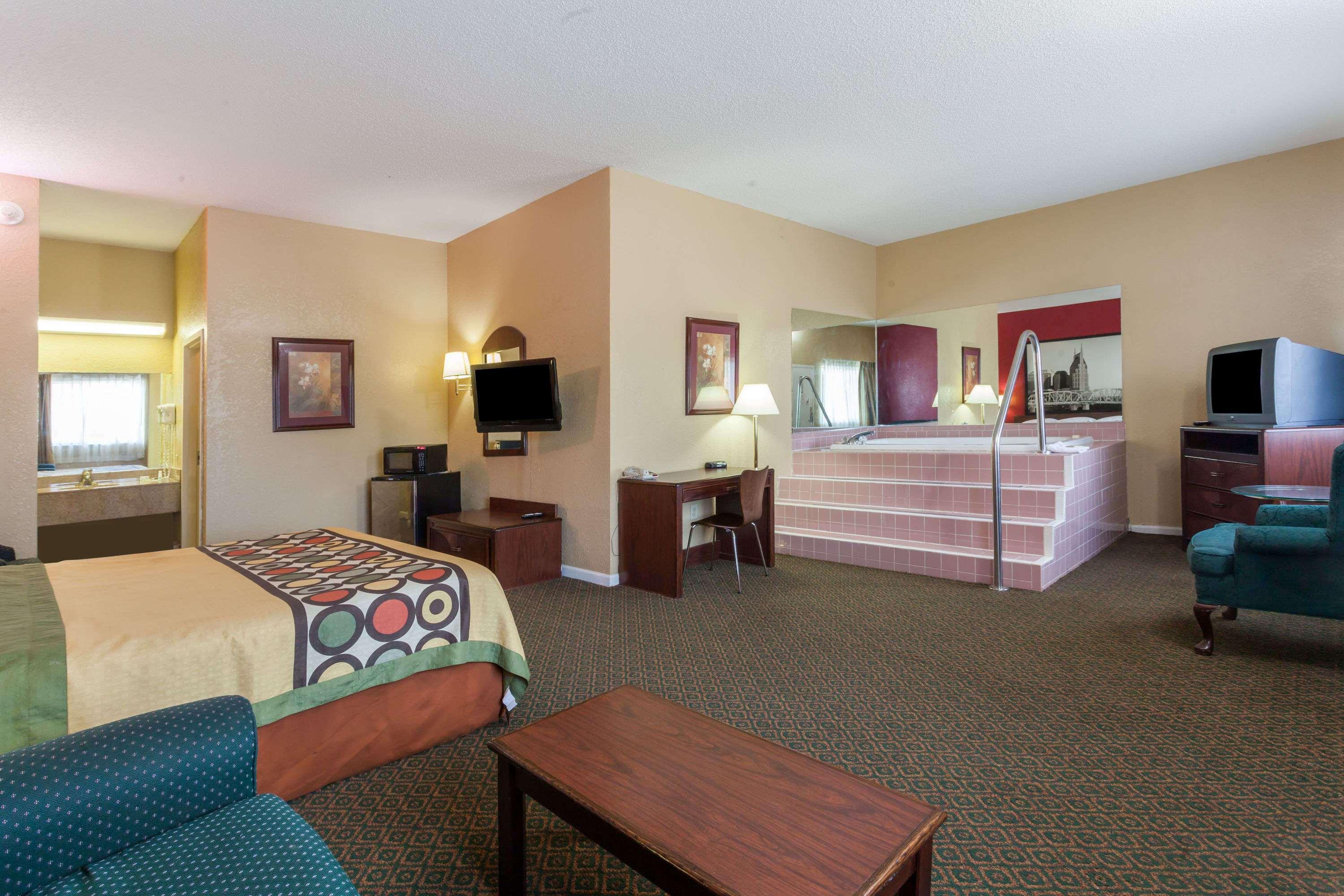 Super 8 By Wyndham Columbia Hotell Eksteriør bilde